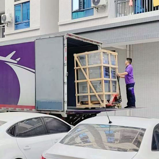 八臺試驗設備發(fā)貨至青島新能源老客戶公司，